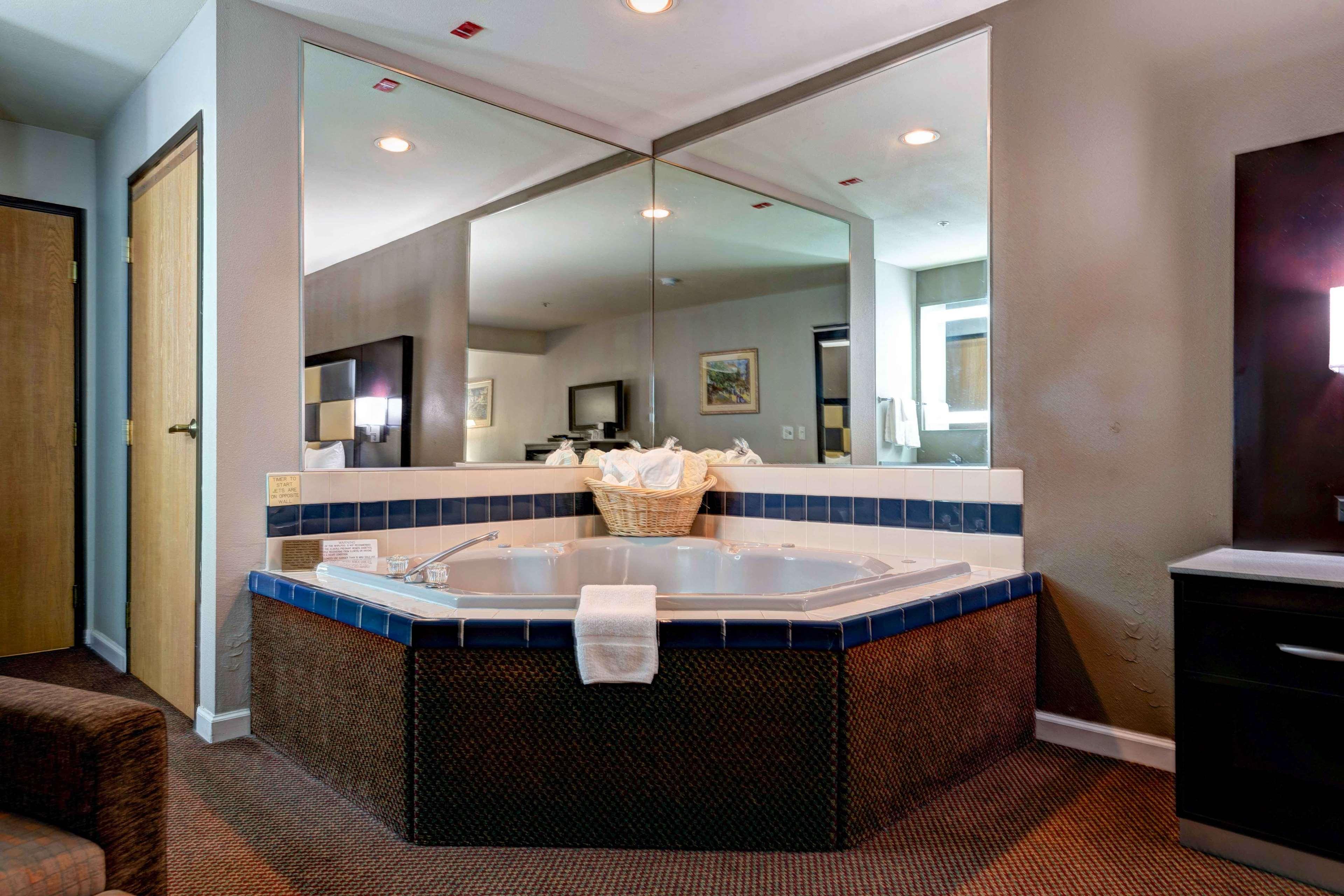 Surestay Plus Hotel By Best Western Redding Luaran gambar