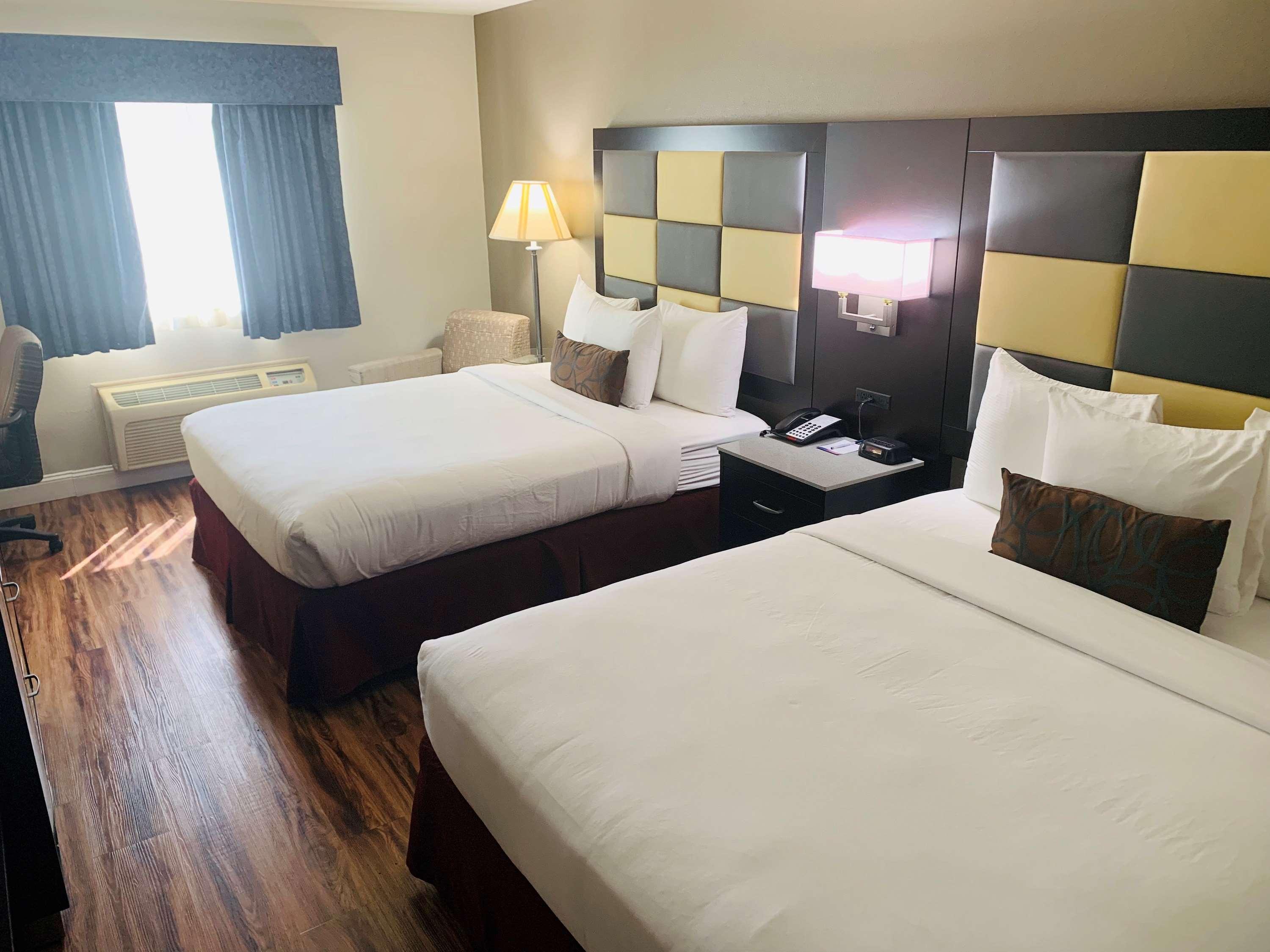 Surestay Plus Hotel By Best Western Redding Bilik gambar