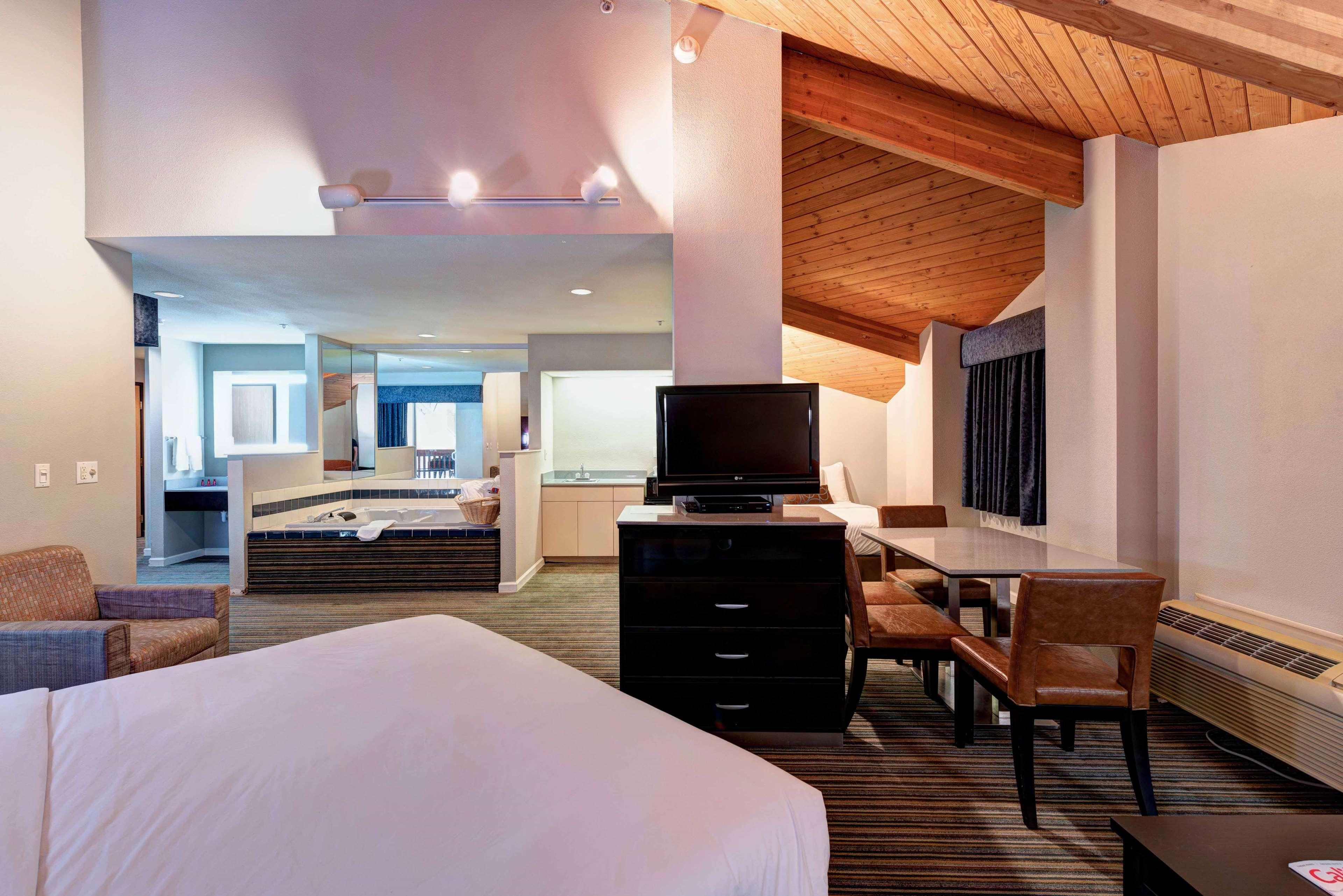 Surestay Plus Hotel By Best Western Redding Luaran gambar