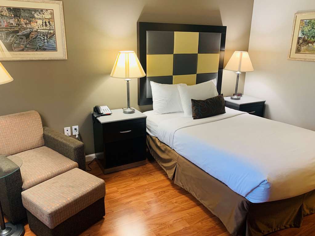 Surestay Plus Hotel By Best Western Redding Bilik gambar